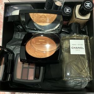 CHANEL Gold Bronzer & Contour Makeup